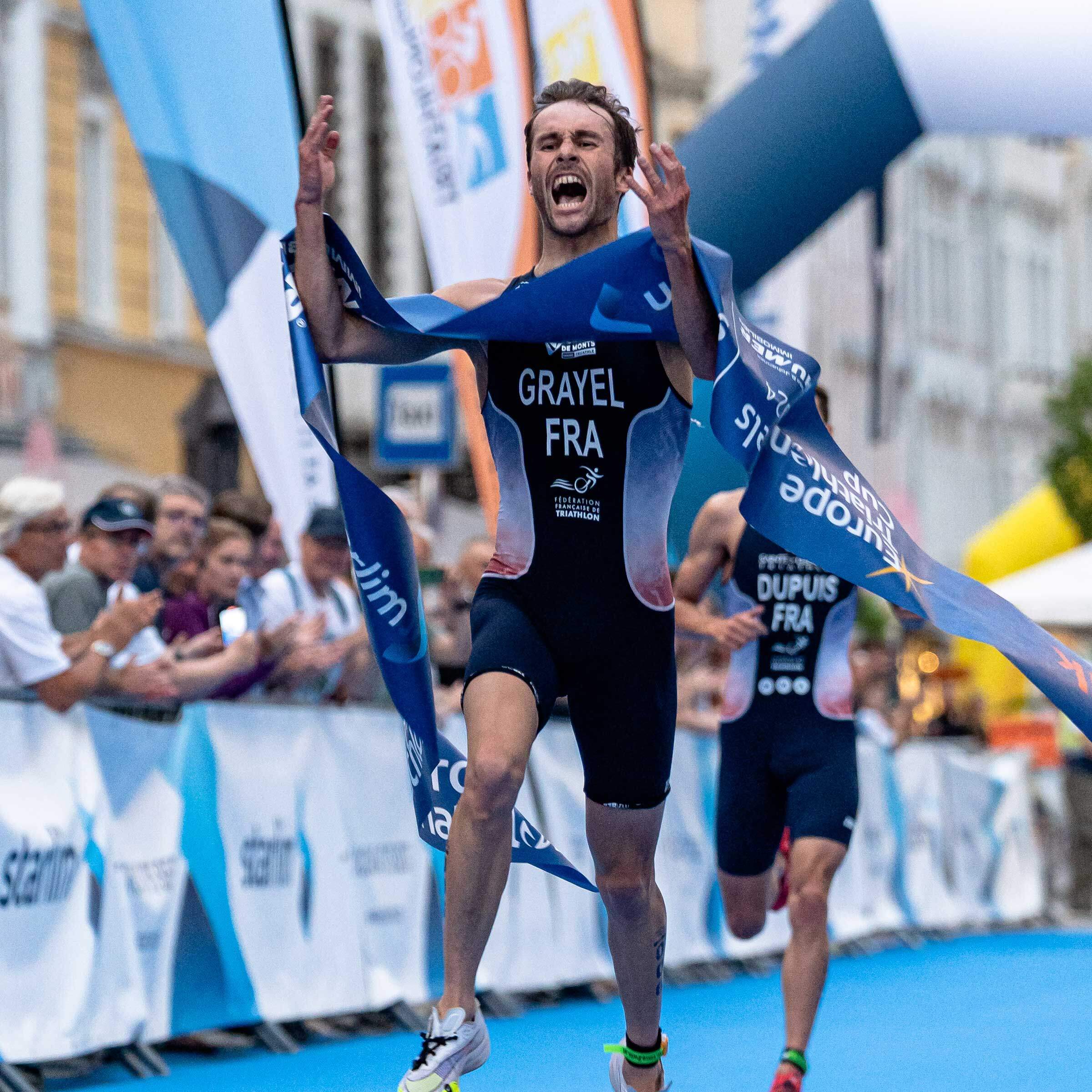 Zieleinlauf beim Europacup Triathlon in Wels