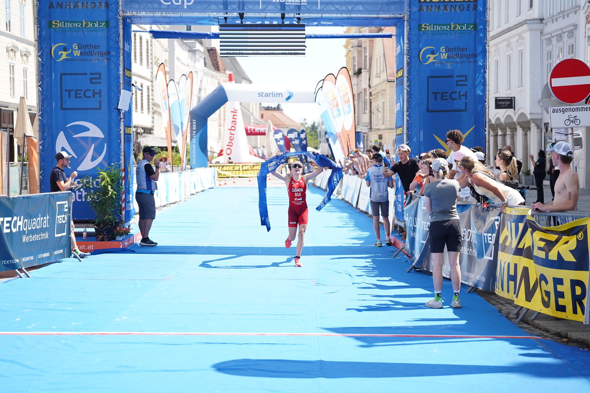 Internationale Nachwuchs-Spitze und starke Heimleistungen krönen das Triathlon-Wochenende 